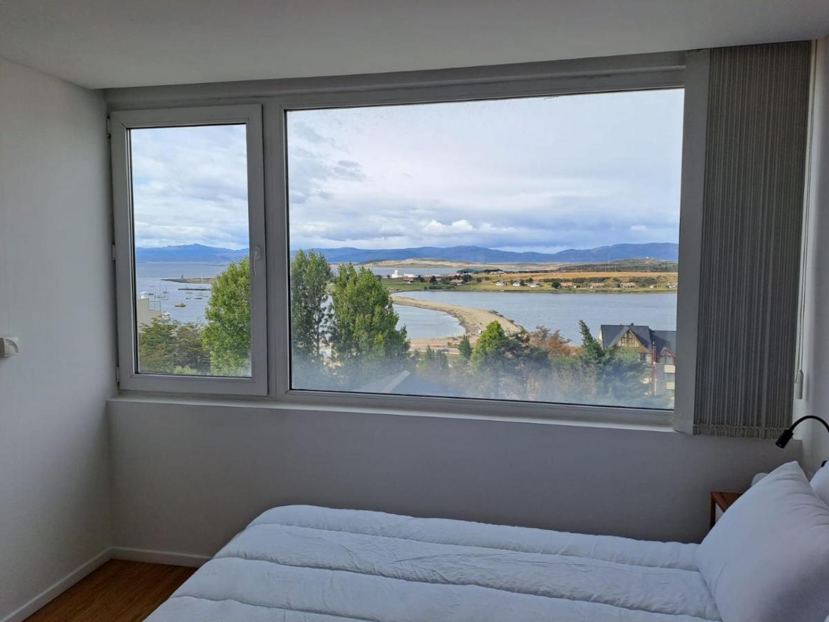 Bahia Grande Departamentos Apartment Ushuaia Exterior photo